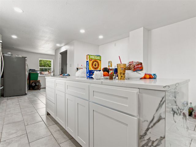 402 County Road 3422, Wills Point, TX 75169