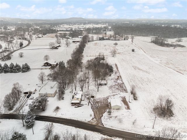 1201 Owans Lane NE, Corydon, IN 47112