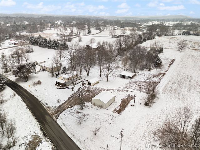 1201 Owans Lane NE, Corydon, IN 47112