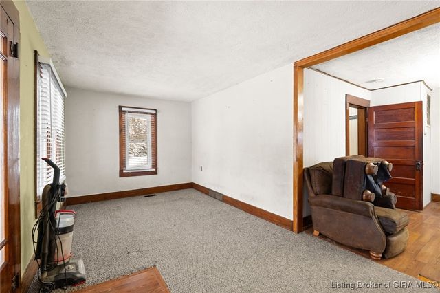 1201 Owans Lane NE, Corydon, IN 47112