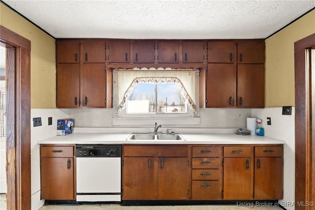 1201 Owans Lane NE, Corydon, IN 47112