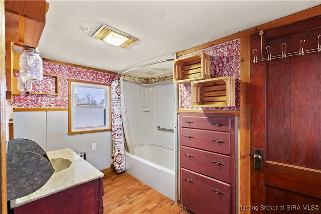 1201 Owans Lane NE, Corydon, IN 47112