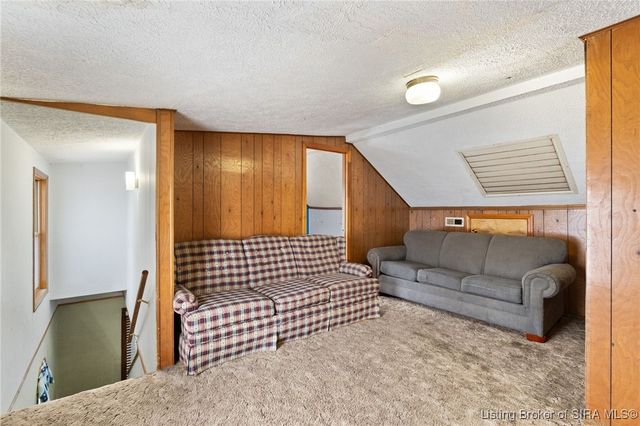 1201 Owans Lane NE, Corydon, IN 47112