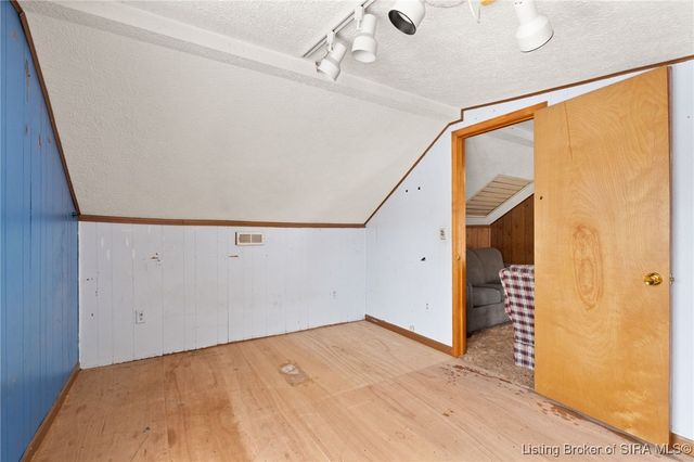 1201 Owans Lane NE, Corydon, IN 47112