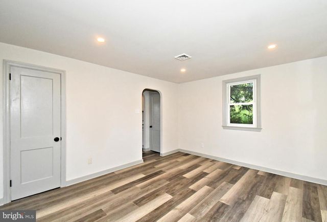822 N LIMEKILN PIKE, Chalfont, PA 18914