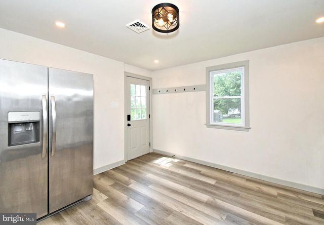 822 N LIMEKILN PIKE, Chalfont, PA 18914