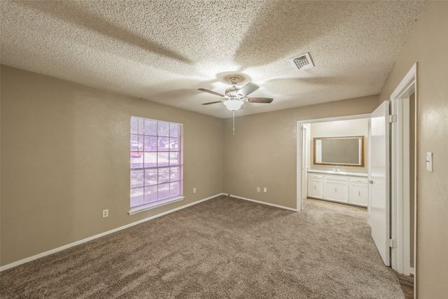 1227 Willowwood Drive, Cleburne, TX 76033