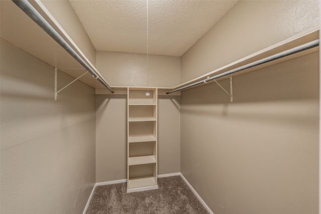 1227 Willowwood Drive, Cleburne, TX 76033