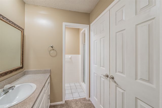 1227 Willowwood Drive, Cleburne, TX 76033