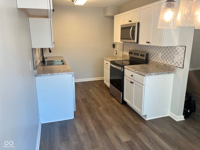 8353 Paso Del Norte Court, Indianapolis, IN 46227