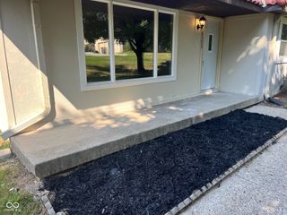 8353 Paso Del Norte Court, Indianapolis, IN 46227