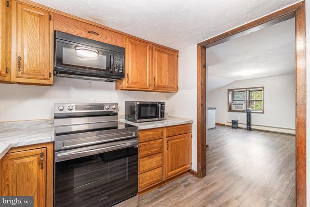 31 E WATER ST, Gettysburg, PA 17325