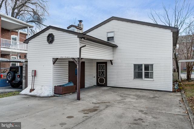 31 E WATER ST, Gettysburg, PA 17325