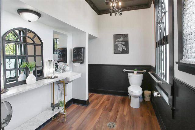 130 Dr Michael DeBakey Drive, Lake Charles, LA 70601