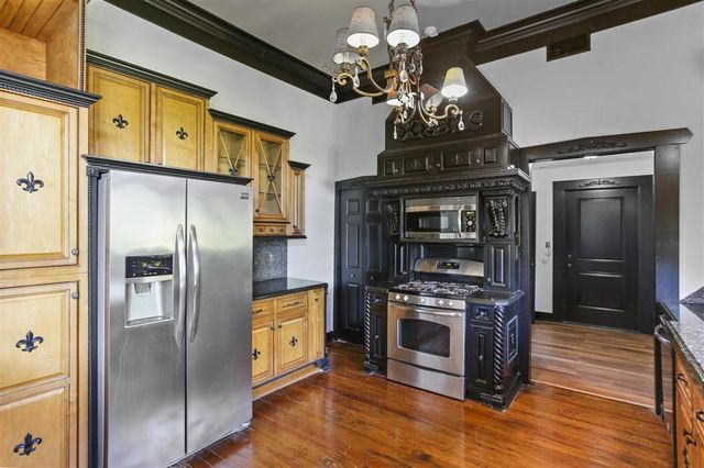 130 Dr Michael DeBakey Drive, Lake Charles, LA 70601