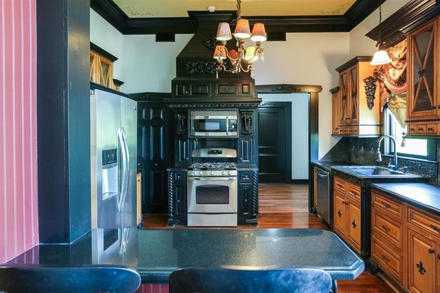 130 Dr Michael DeBakey Drive, Lake Charles, LA 70601