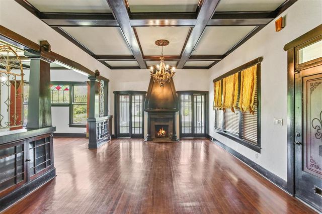 130 Dr Michael DeBakey Drive, Lake Charles, LA 70601