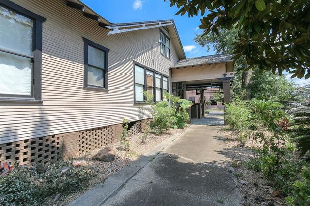 130 Dr Michael DeBakey Drive, Lake Charles, LA 70601