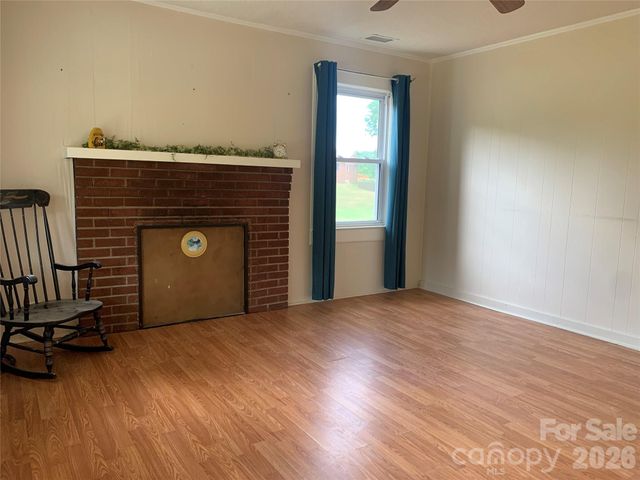 6285 & 6231 Nc 16 Highway N, Taylorsville, NC 28681