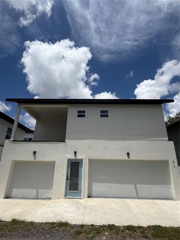 820 46TH AVENUE N, St Petersburg, FL 33703