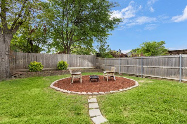 2404 Bowman Avenue, Mansfield, TX 76063