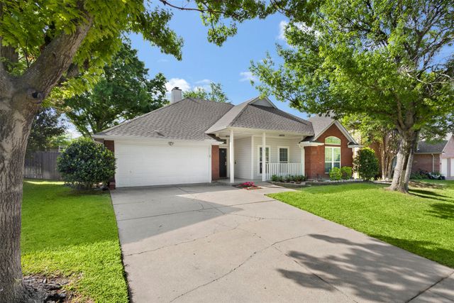 2404 Bowman Avenue, Mansfield, TX 76063