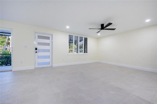 1537 Chesapeake AVE A-4, Naples, FL 34102