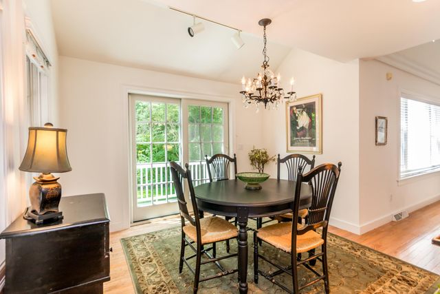 15 Hampton Court UNIT 15, Mashpee, MA 02649