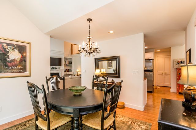 15 Hampton Court UNIT 15, Mashpee, MA 02649