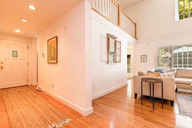 15 Hampton Court UNIT 15, Mashpee, MA 02649