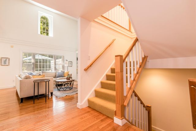 15 Hampton Court UNIT 15, Mashpee, MA 02649