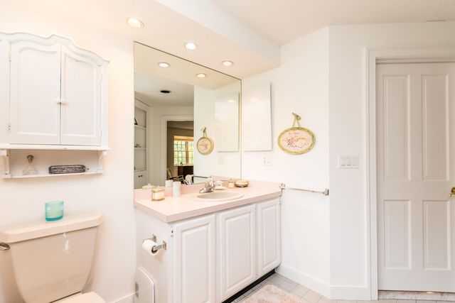 15 Hampton Court UNIT 15, Mashpee, MA 02649