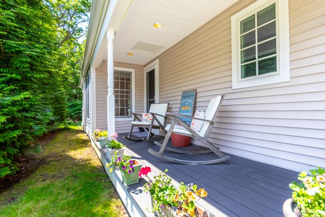 15 Hampton Court UNIT 15, Mashpee, MA 02649