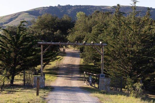 28000 Underwood Road, Salinas, CA 93908