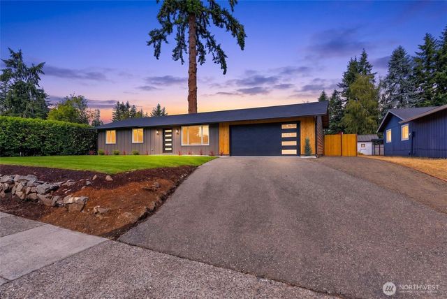 3277 Madrona Drive SE, Port Orchard, WA 98366
