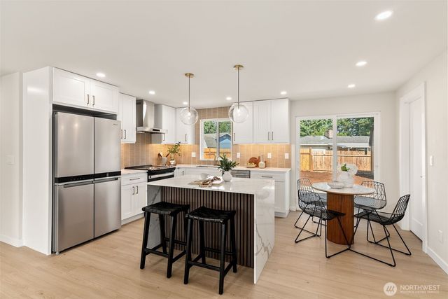 3277 Madrona Drive SE, Port Orchard, WA 98366