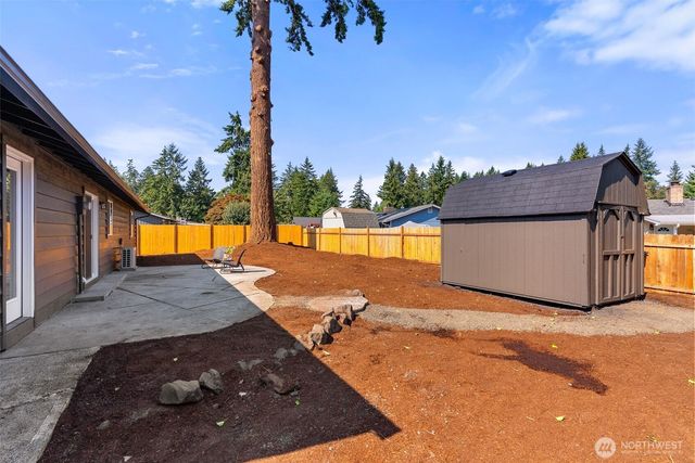 3277 Madrona Drive SE, Port Orchard, WA 98366