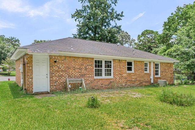 111 Duncan Court, Summerville, SC 29486
