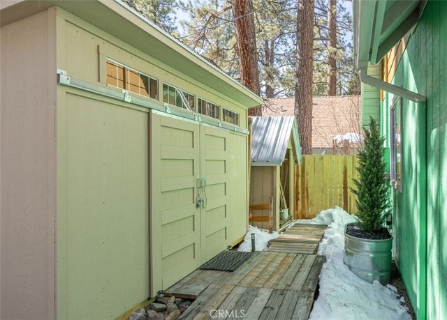 903 W Rainbow, Big Bear City, CA 92314