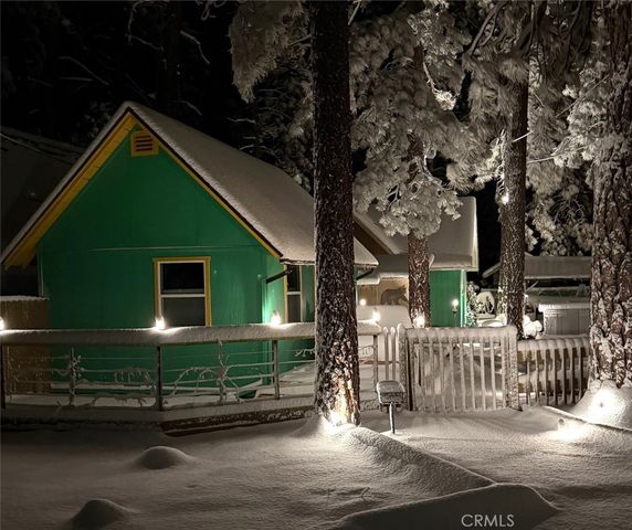 903 W Rainbow, Big Bear City, CA 92314