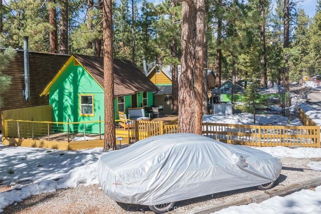 903 W Rainbow, Big Bear City, CA 92314