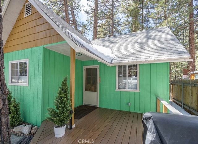 903 W Rainbow, Big Bear City, CA 92314