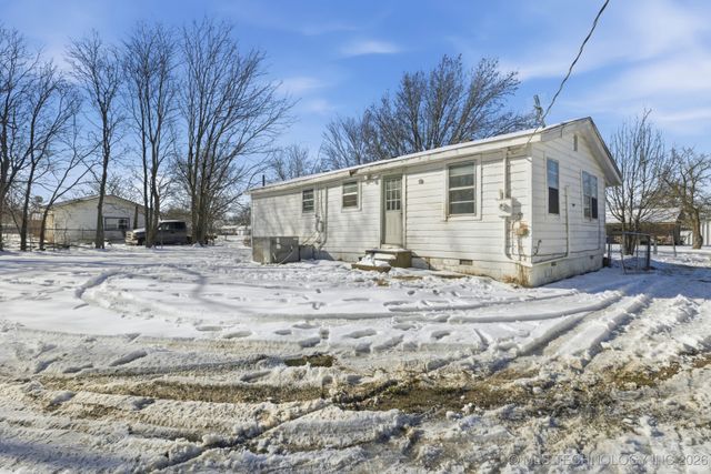 219 S Ash Street, Kellyville, OK 74039