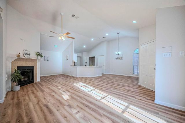 18211 Dinner Creek Drive, Katy, TX 77449