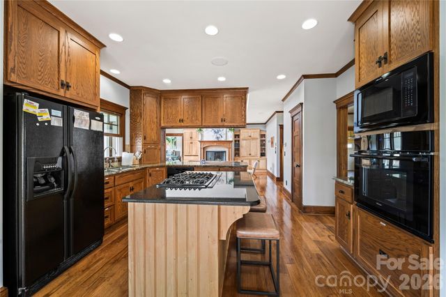 430 Parkway North Road, Mill Spring, NC 28756