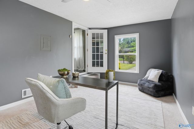 4036 Knollbrook Drive, Huntsville, AL 35810