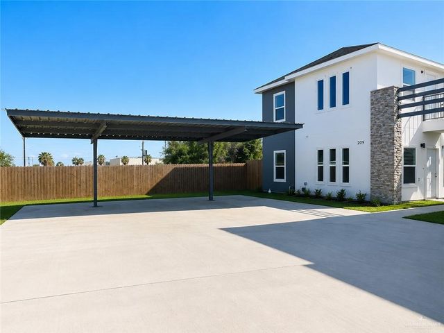209 Rafael Drive, San Juan, TX 78589
