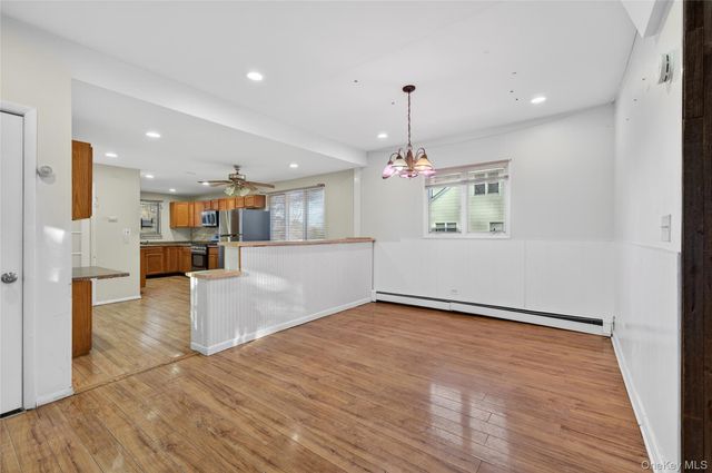 32 Quaker Hill Road, Monroe, NY 10950