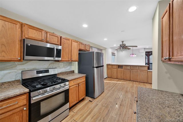 32 Quaker Hill Road, Monroe, NY 10950