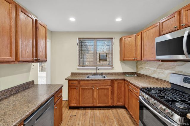 32 Quaker Hill Road, Monroe, NY 10950